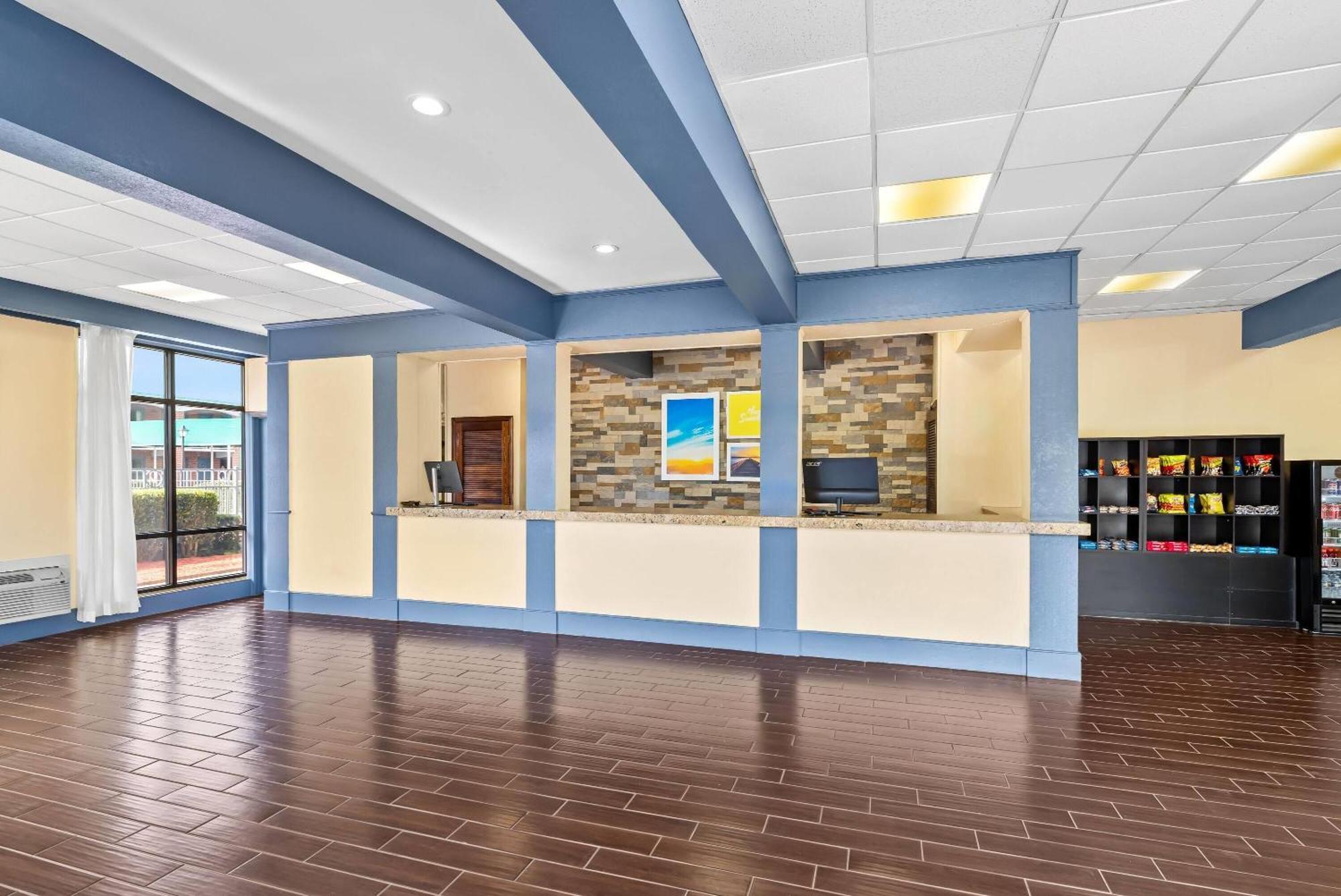 Days Inn By Wyndham Petersburg/South Fort Lee Exteriör bild